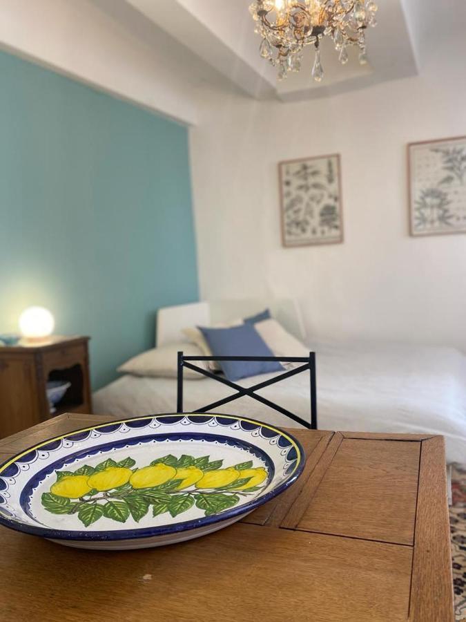 3 Studios Hyeres - Centre Ville Rue Pietonne - Manon Екстер'єр фото