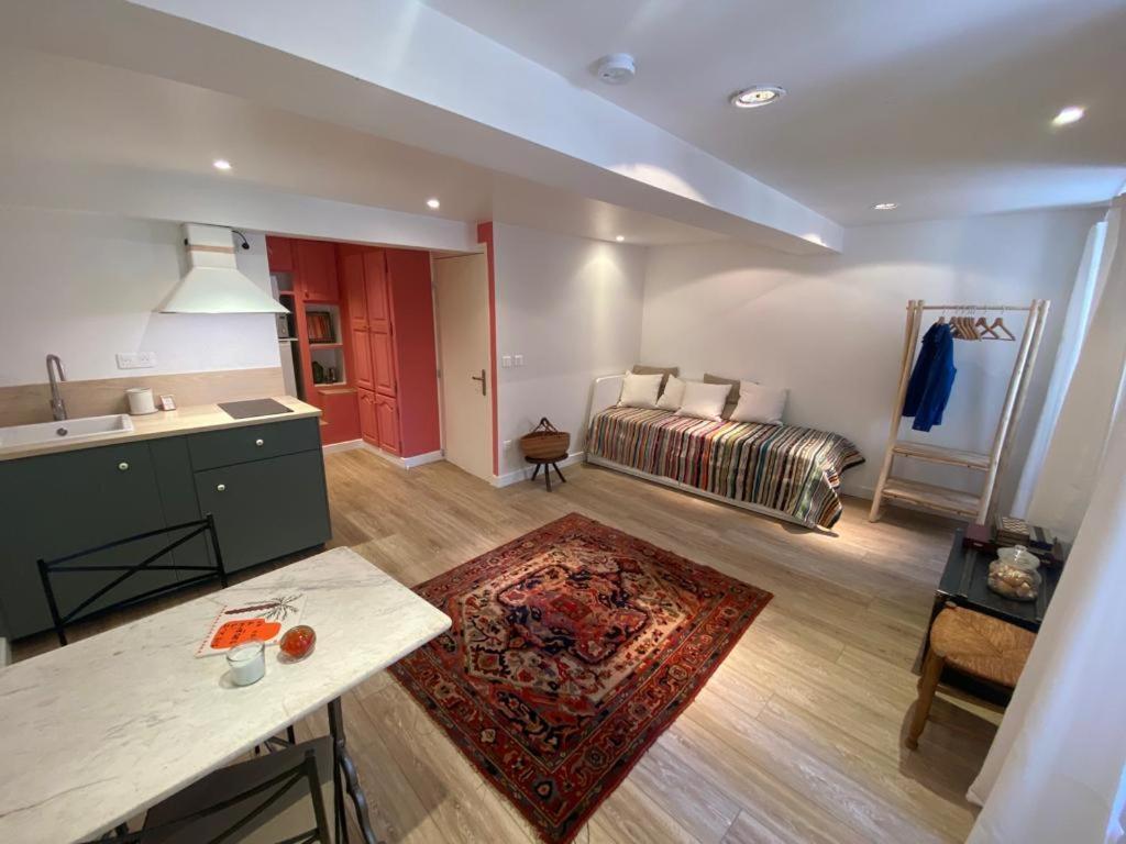 3 Studios Hyeres - Centre Ville Rue Pietonne - Manon Екстер'єр фото